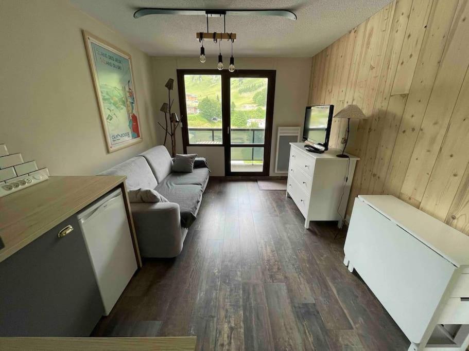 Studio Refait A Neuf Avec Balcon - Famille - Parking Couvert Chamrousse Eksteriør billede