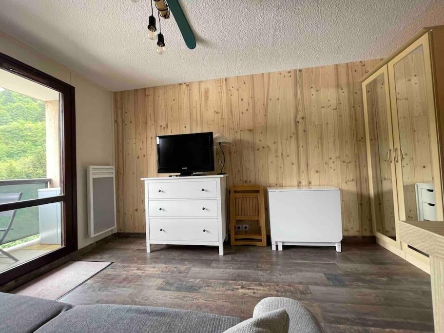 Studio Refait A Neuf Avec Balcon - Famille - Parking Couvert Chamrousse Eksteriør billede