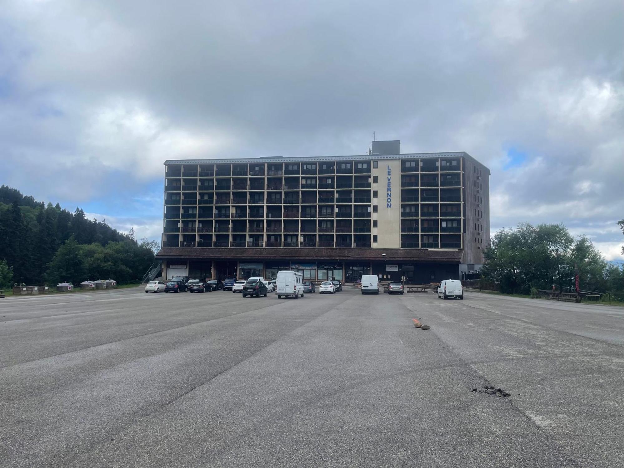 Studio Refait A Neuf Avec Balcon - Famille - Parking Couvert Chamrousse Eksteriør billede